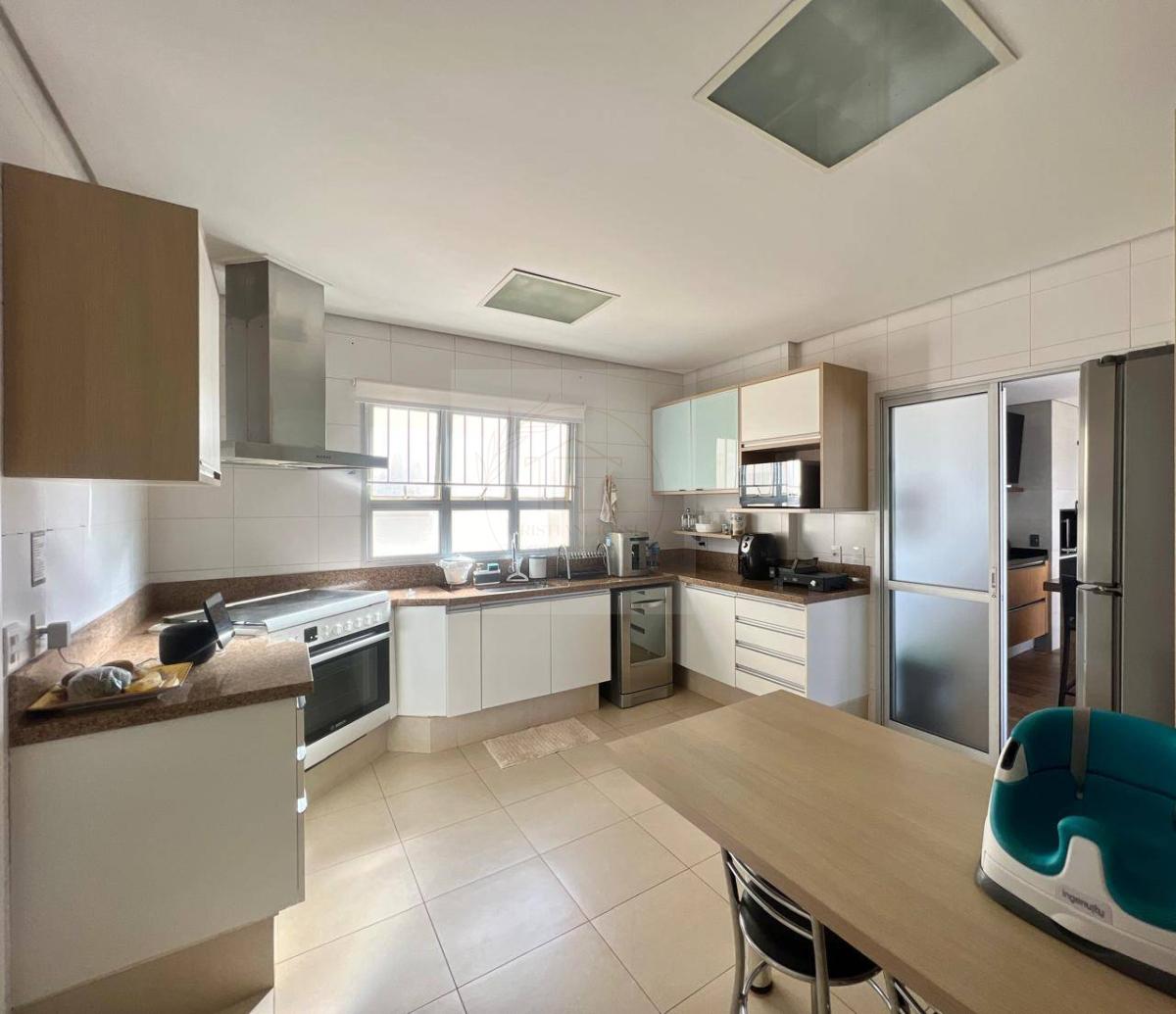 Cobertura à venda com 3 quartos, 266m² - Foto 10